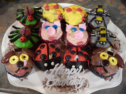 cupcakes__0010_happybirthday